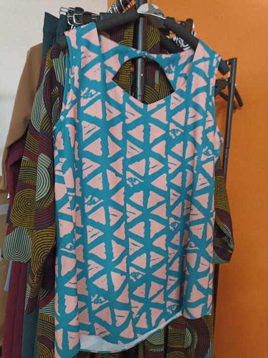 Vivo Zahari Sleeveless Sweetheart Neck Top - Pink / Teal Triangle Batik Print