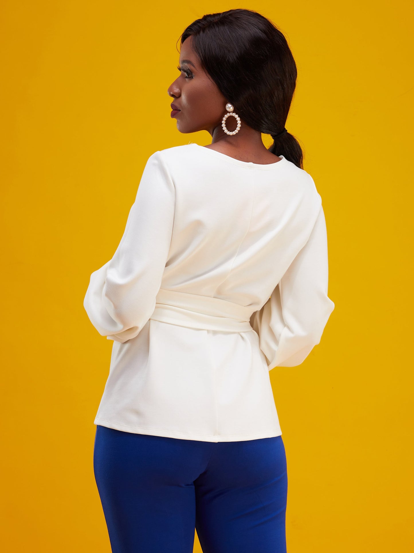 Vivo Basic Olivia Bishop Sleeve Top - White
