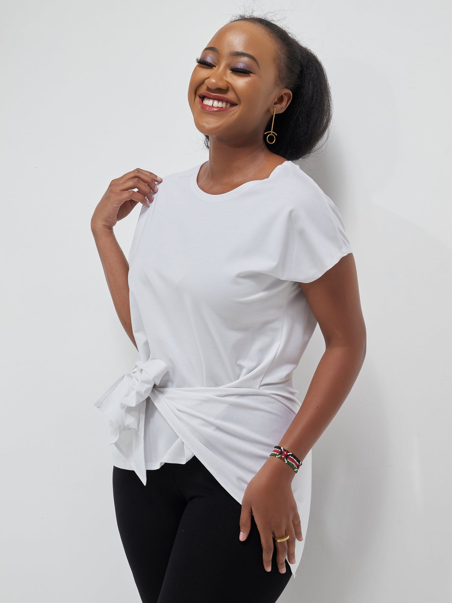 Vivo Waridi Asymmetric Top - White