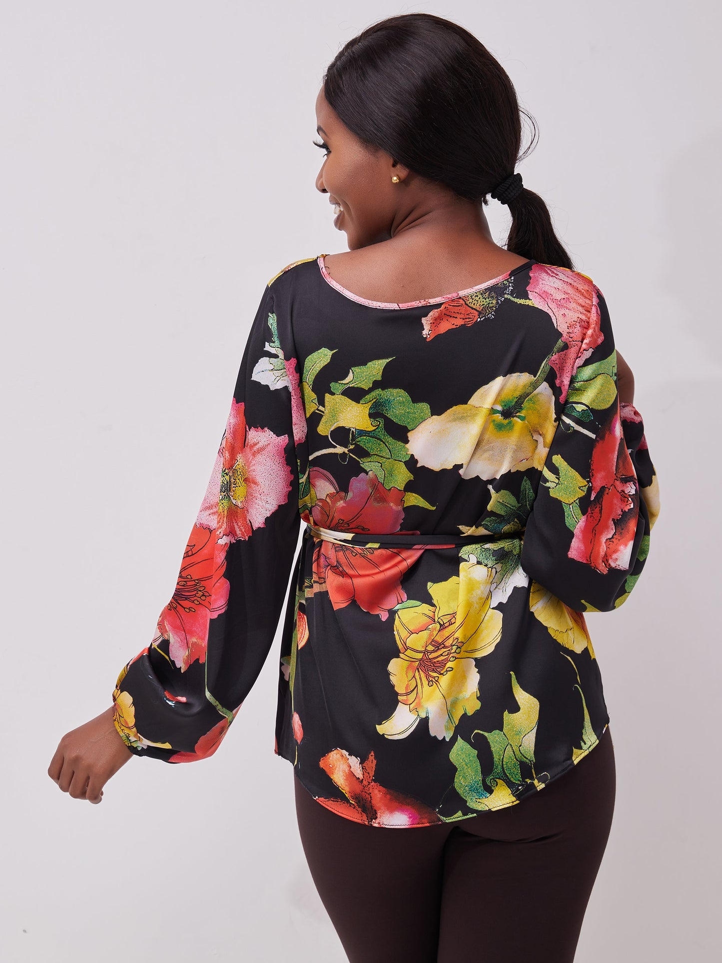 Vivo Basic Satin Bishop Sleeved Top - Black / Yellow Print