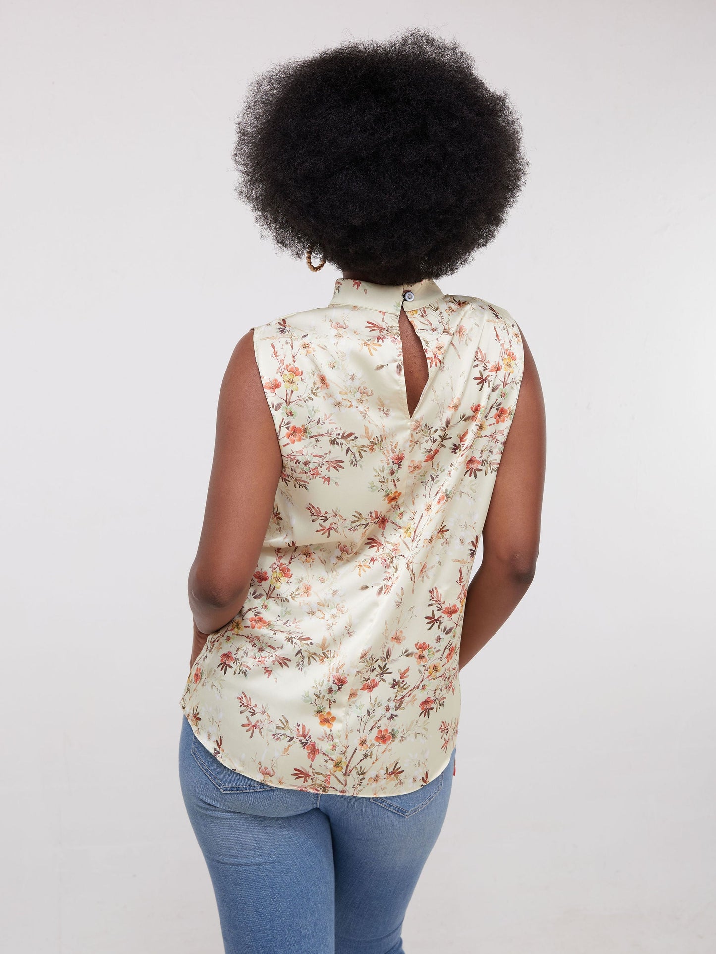 Vivo Thando Mock Neck Sleeveless Top - Light Taupe Print