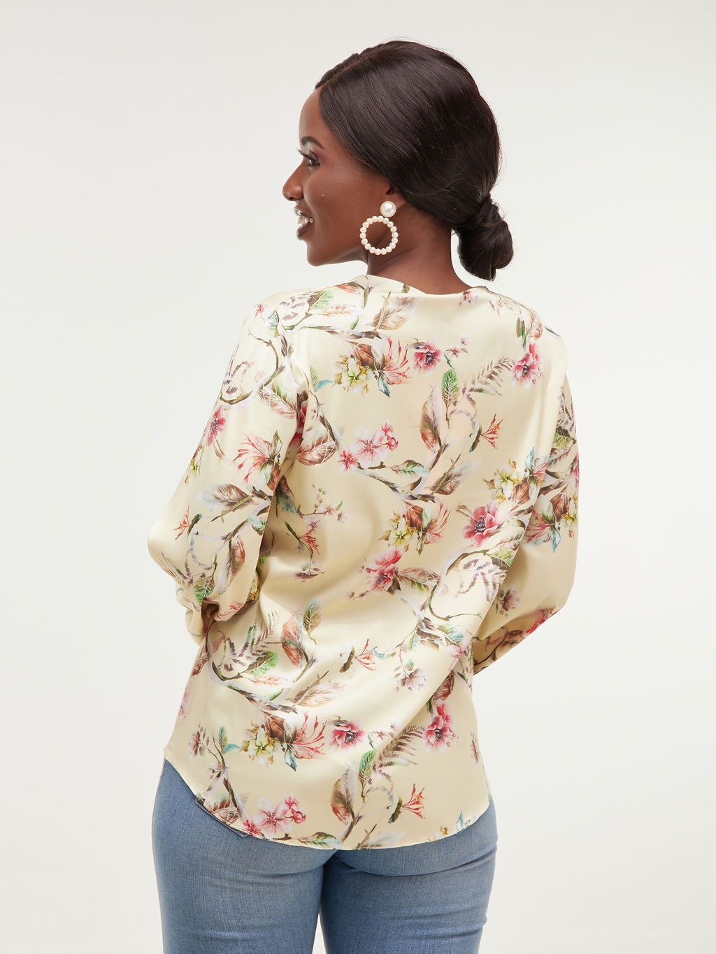 Vivo Thando V-neck Bishop Sleeve Top - Yellow Print