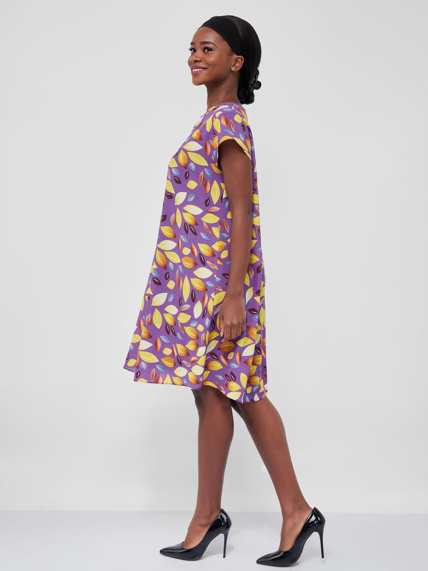 Vivo Sierra Cap Sleeve Tent Chiffon Dress - Purple / Yellow Leaf Print