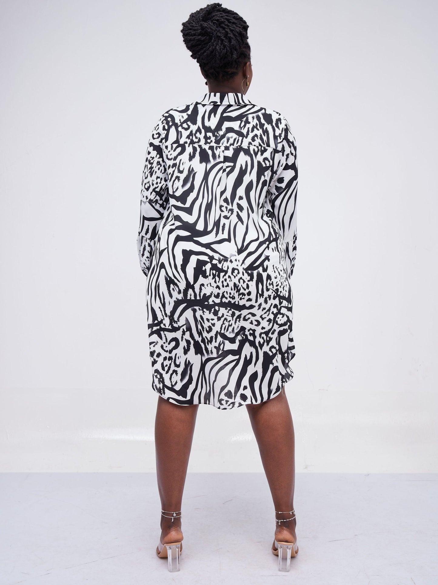 Safari Kaya Bishop Panel Long Sleeve Knee Length Shirt Dress - Black / White print