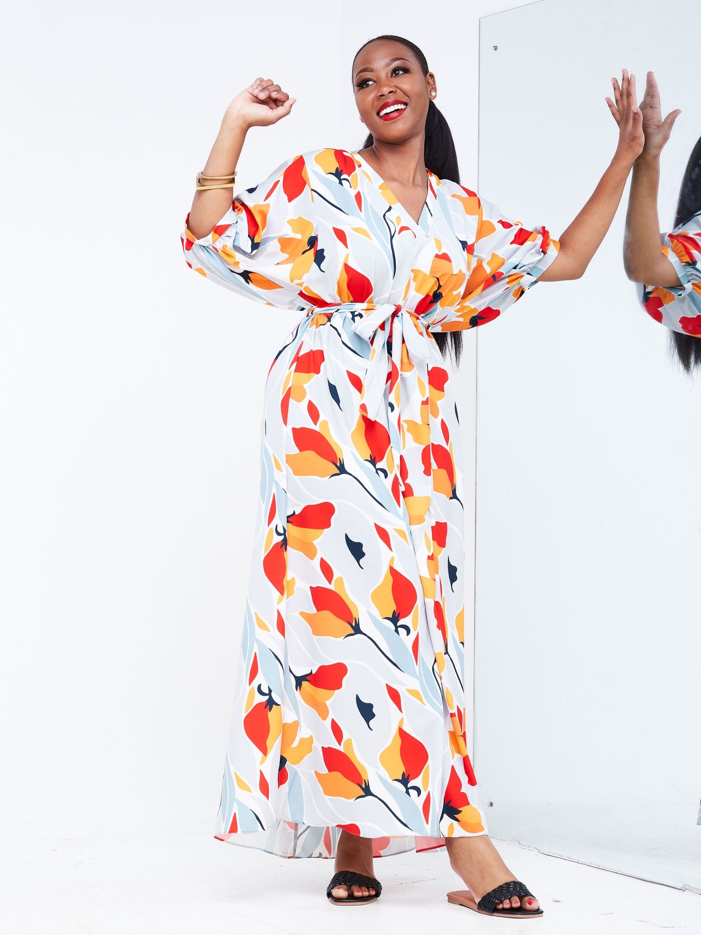 Vivo Wingu V-Neck Puff Sleeve Maxi Dress - Orange / Grey Abstract Print