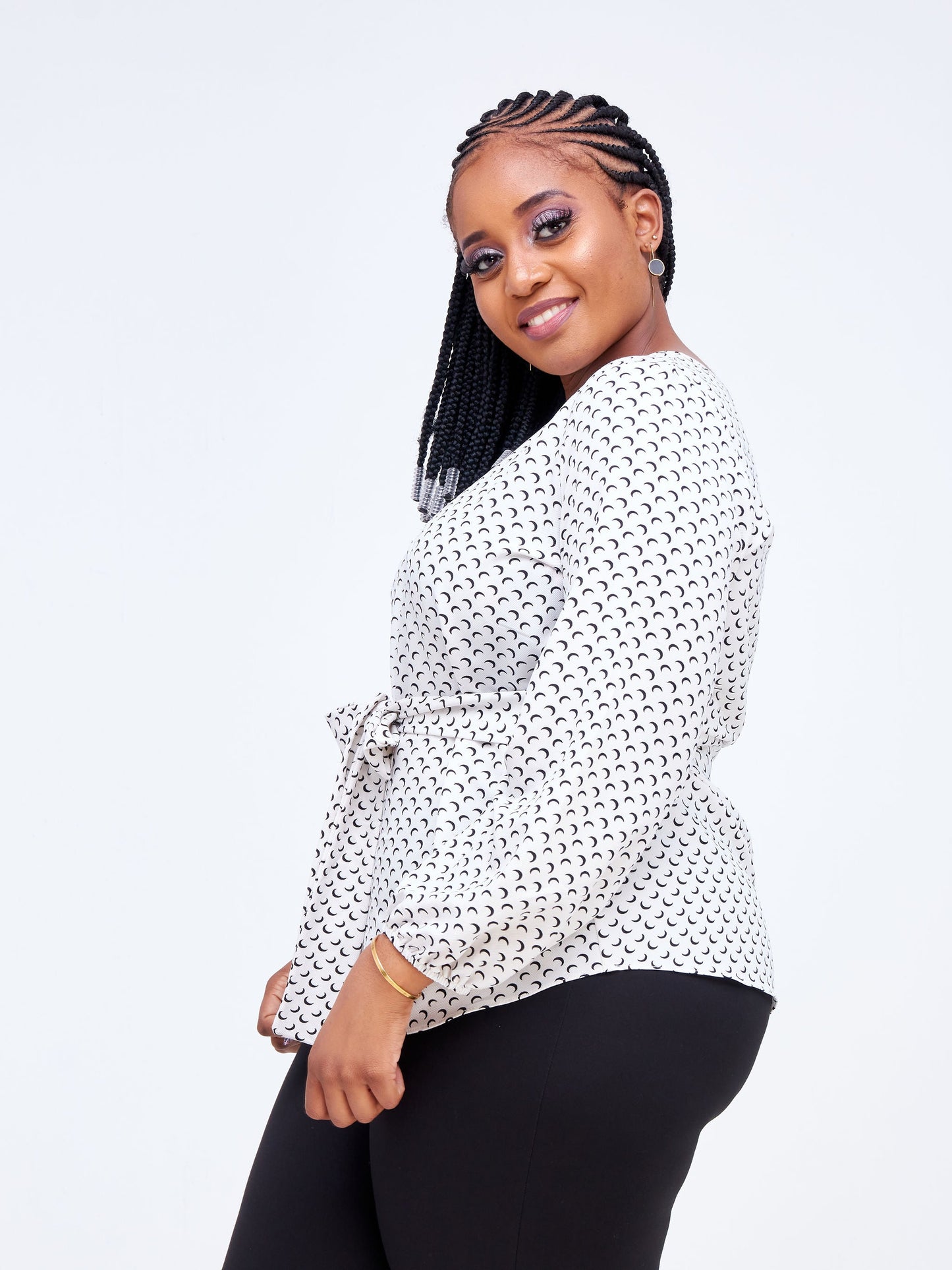Vivo Imali Bishop Sleeve Waist Tie Top - White / Black Geometric Print