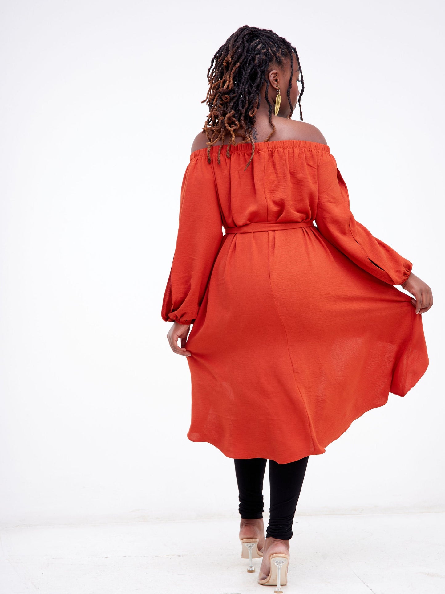 Vivo Dayo Off Shoulder Split Sleeve Hi-Low Top - Rust