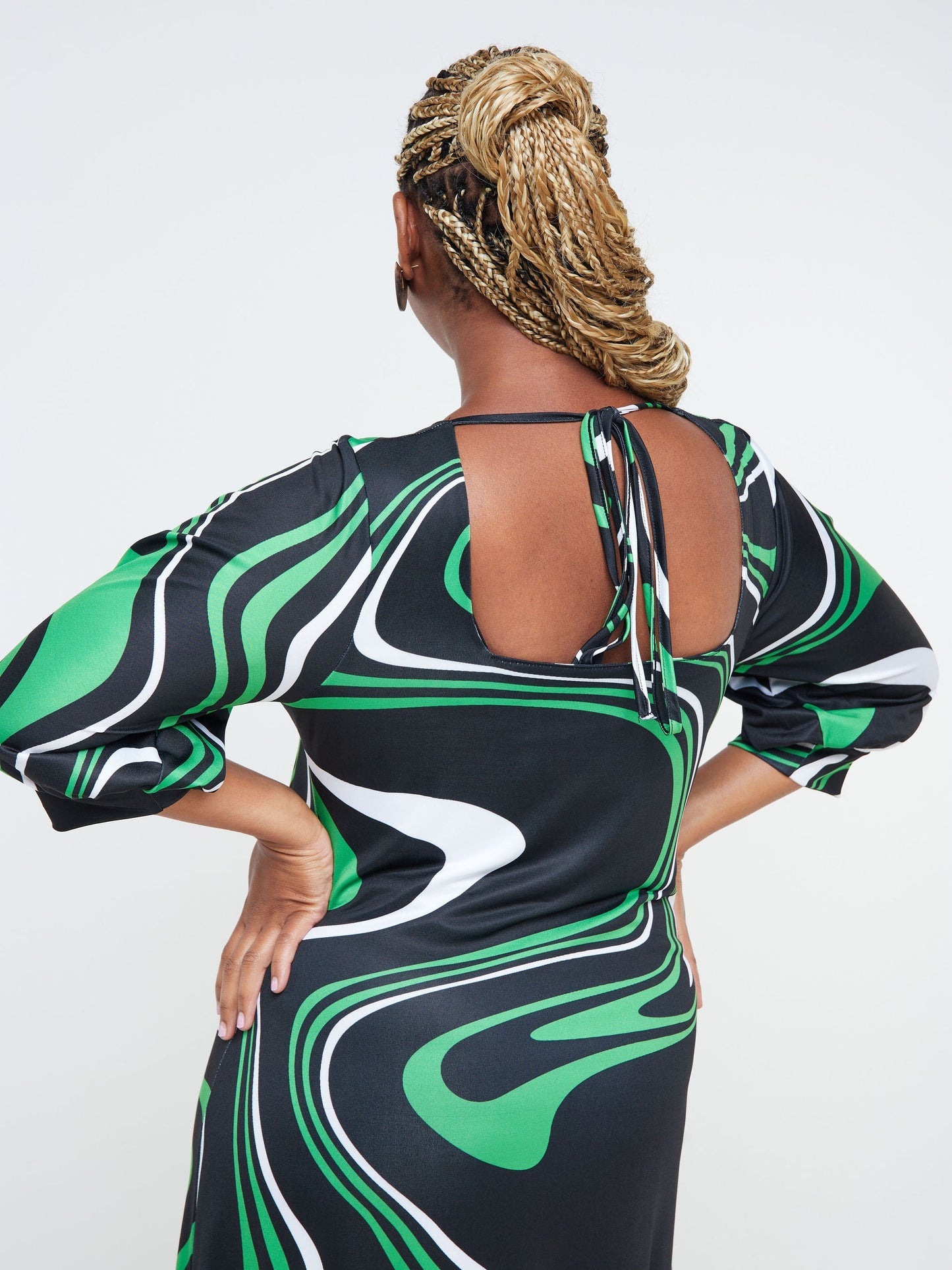 Vivo Nana Square Neck Maxi Dress - Black / Green Abstract Print
