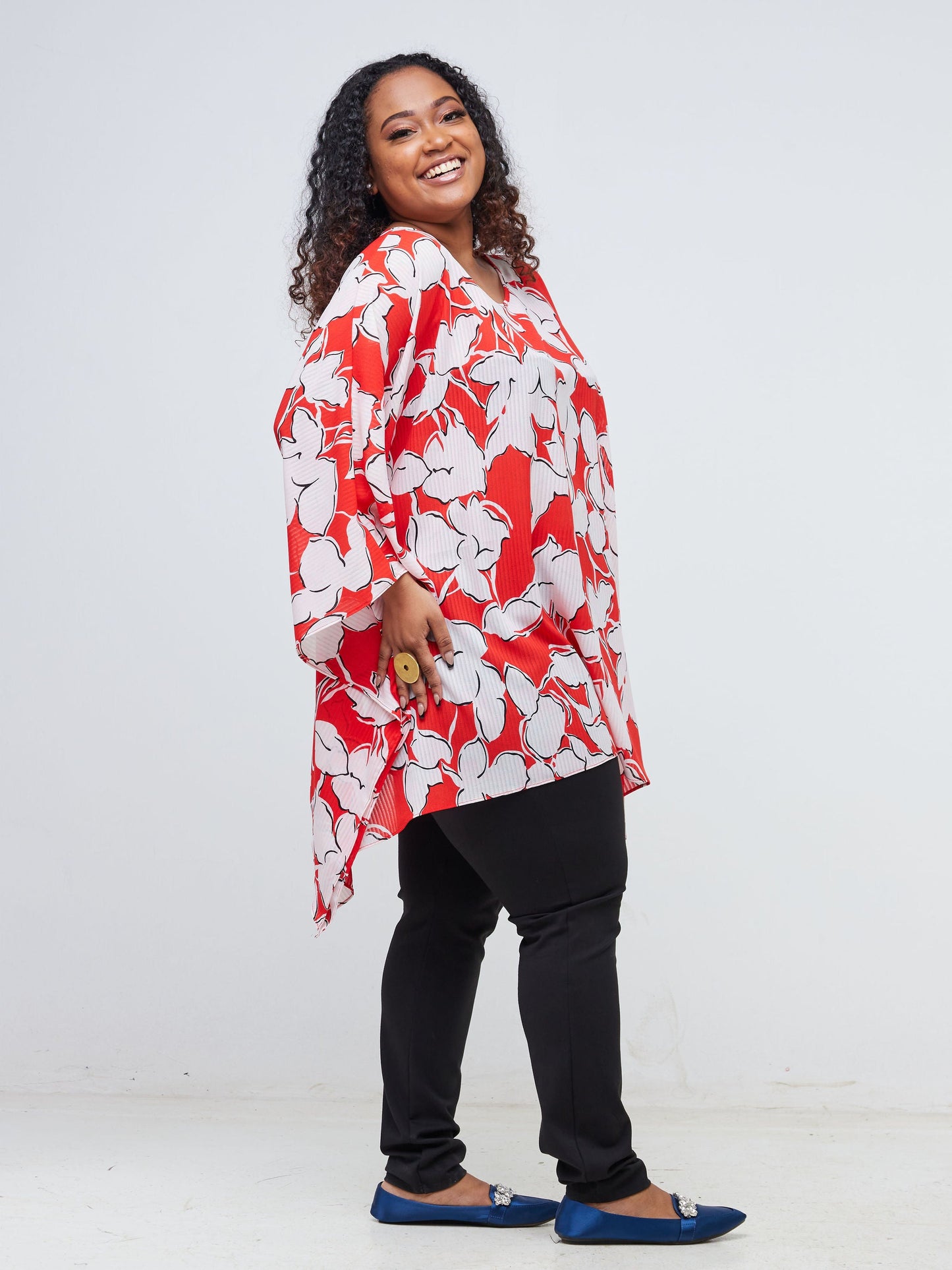 Vivo Basic Wide Loose Top - Red / Light Pink Floral Print