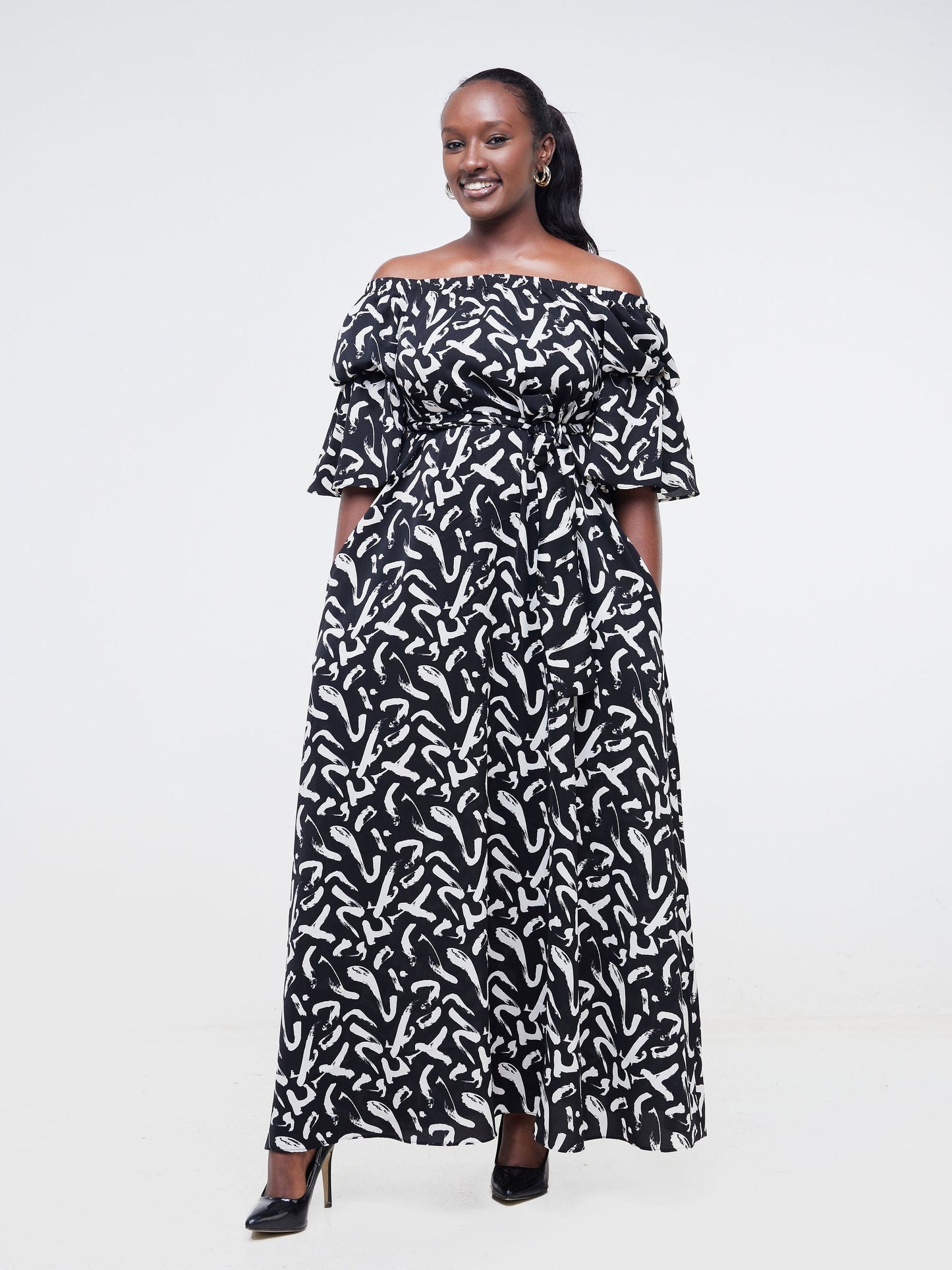 Vivo Tana Off Shoulder Maxi Dress - Black / Off White Abstract Print