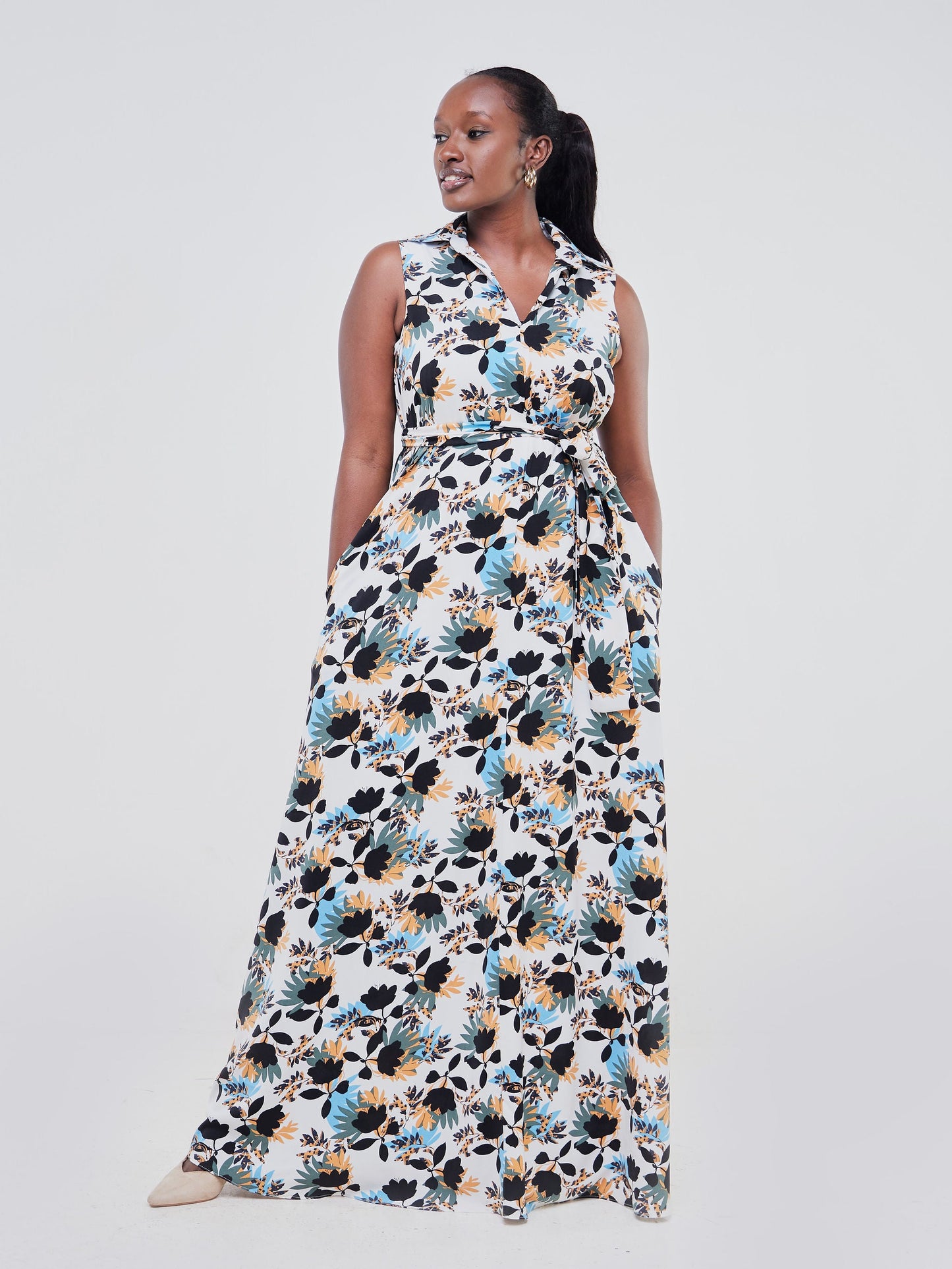 Vivo Zuri Sleeveless Tent Maxi Dress - Black / Orange Floral Print