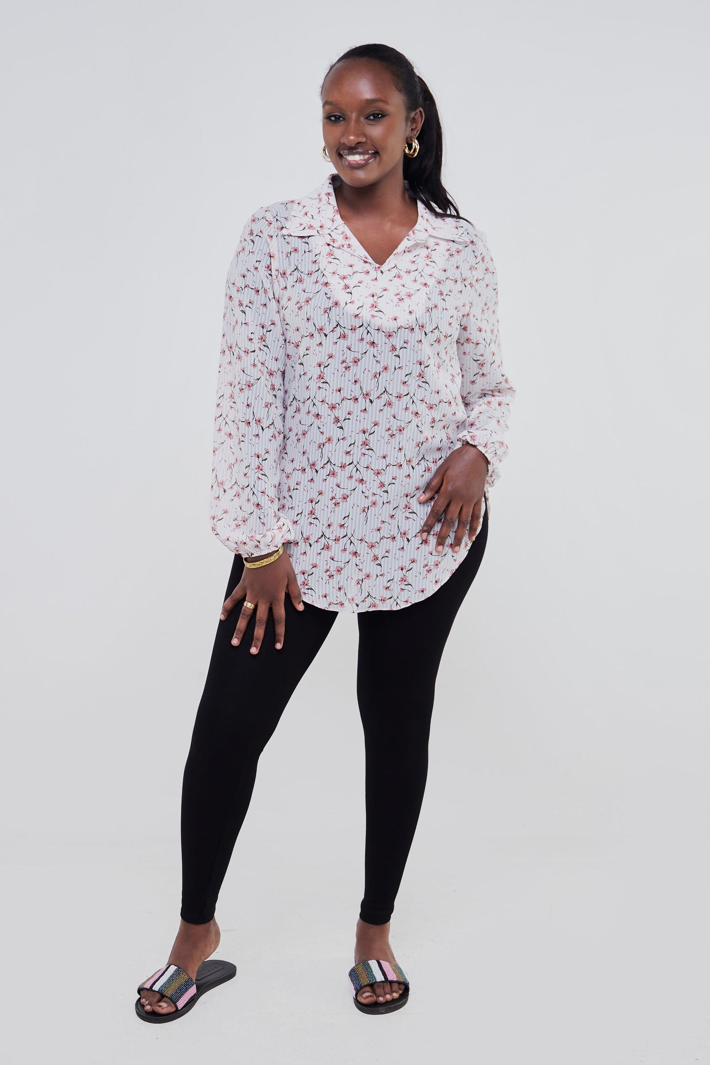 Vivo Sana Bishop Sleeve Top - White / Pink Floral Print