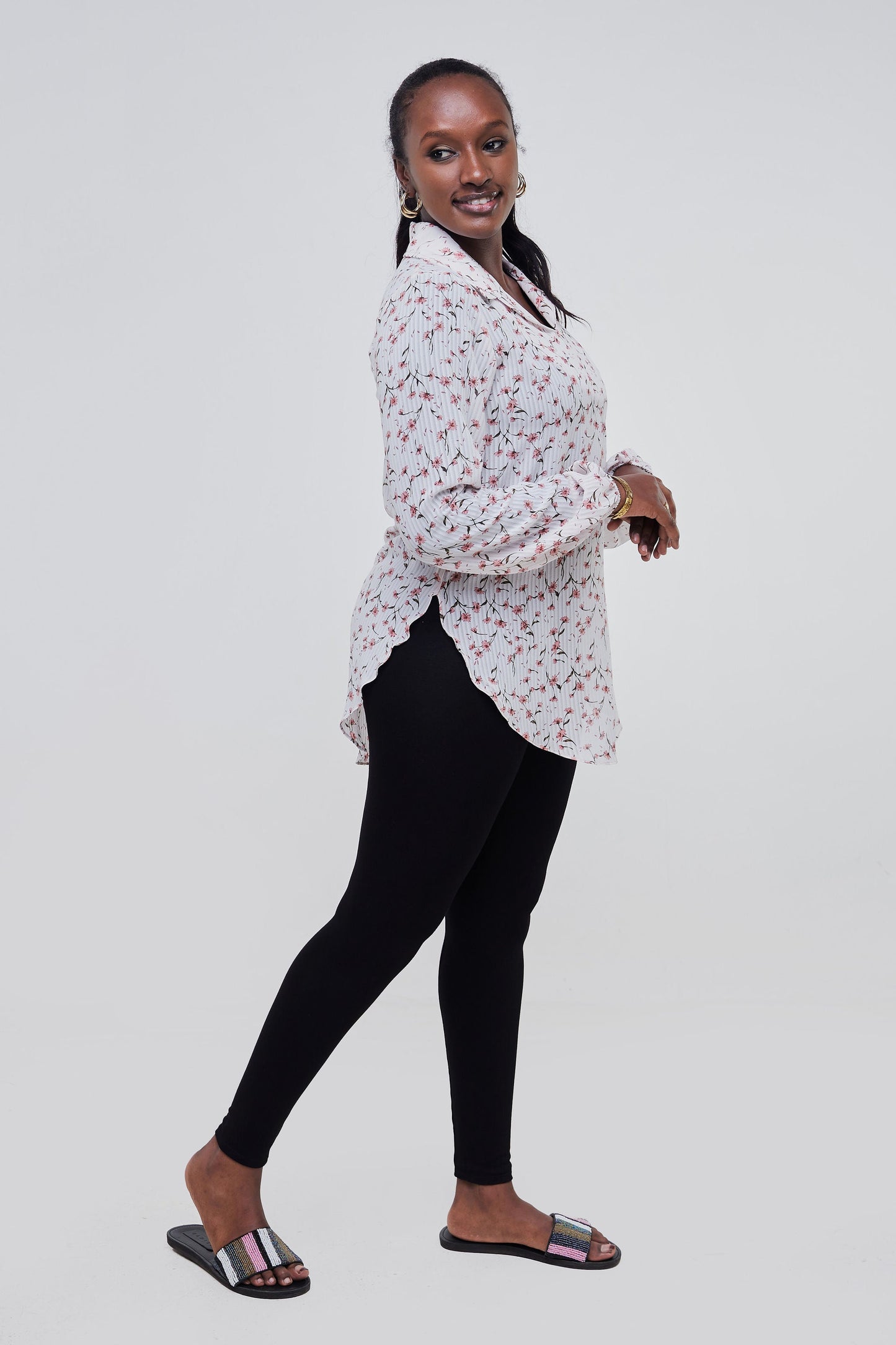Vivo Sana Bishop Sleeve Top - White / Pink Floral Print