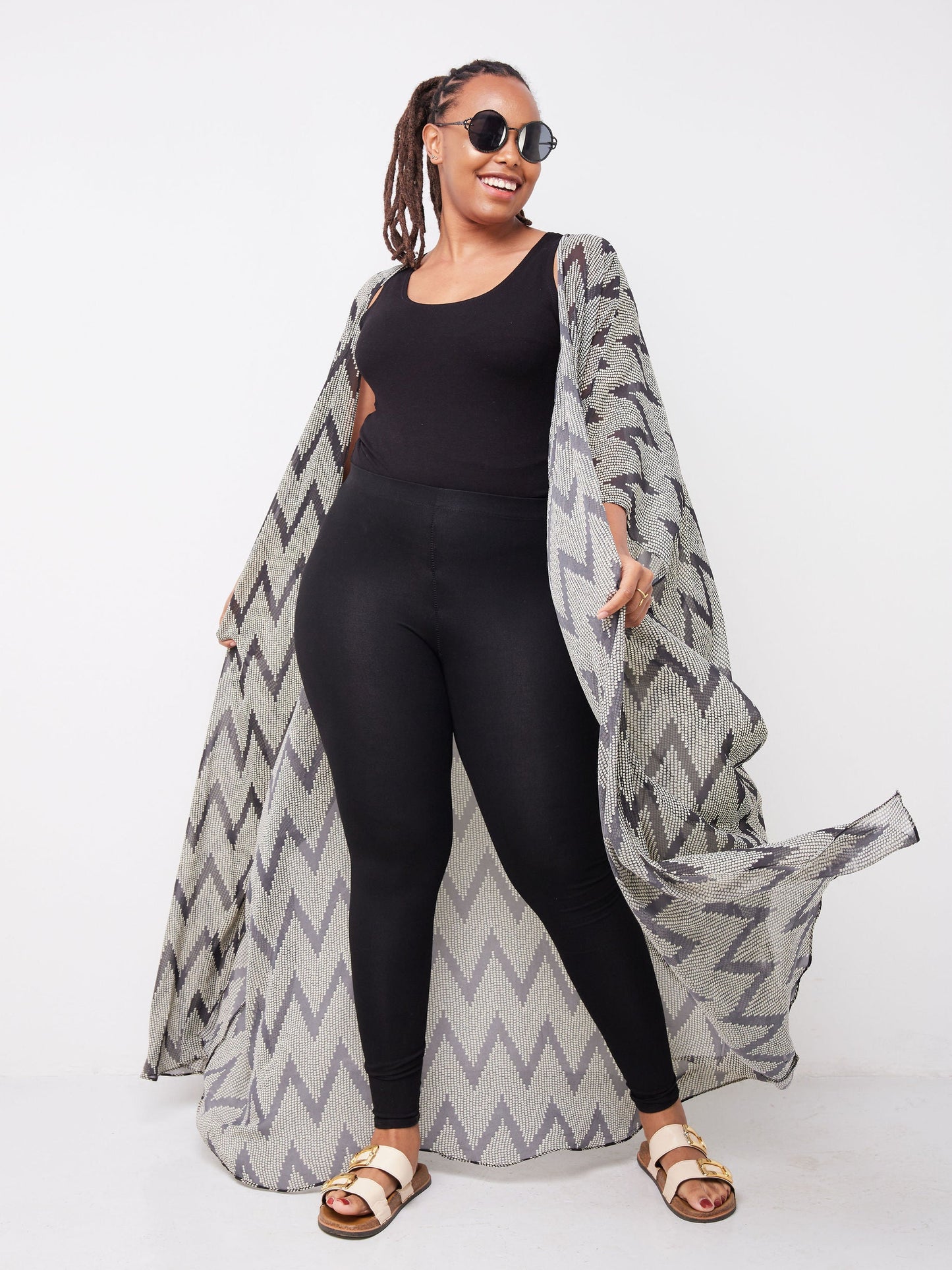 Vivo Muna Chiffon Kimono - Black / Off White Geometric Print