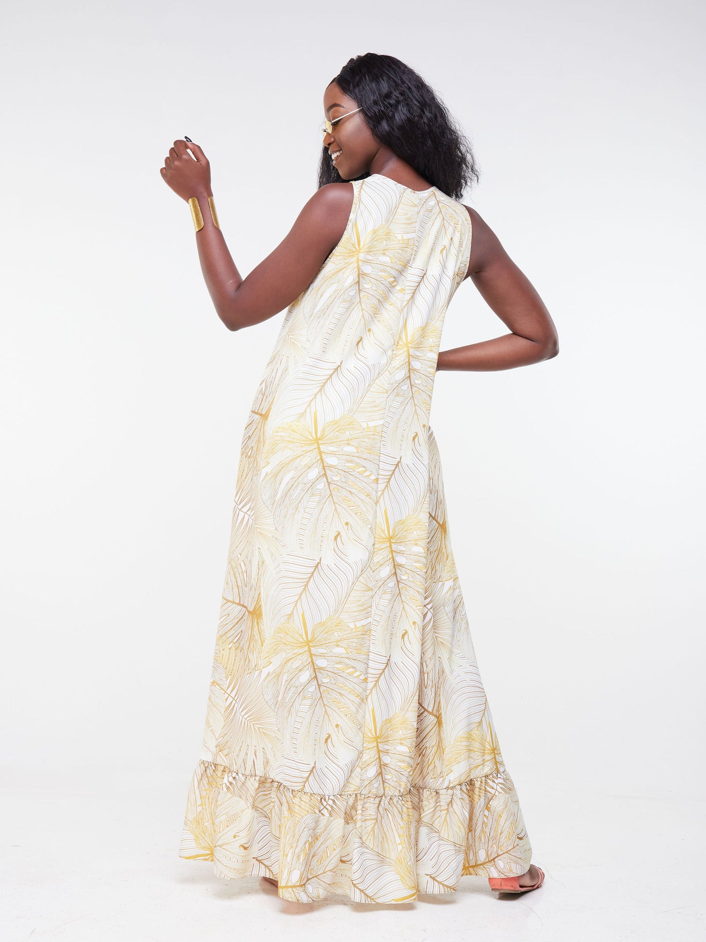 Vivo Malindi  Sleeveless Maxi Dress (JK) - Gold / White Tropical Floral Print