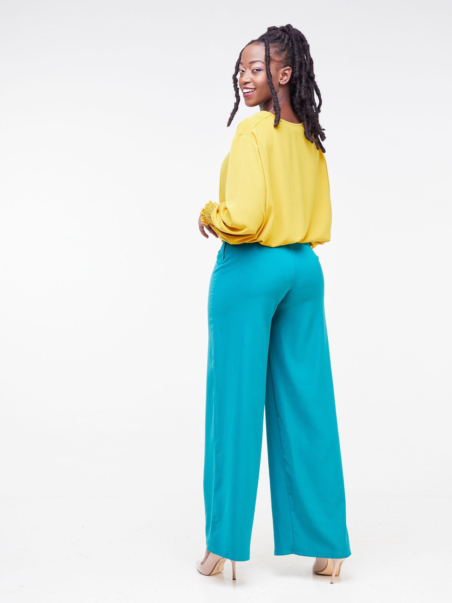 Vivo Fahari V-Neck Shirred Top - Mustard