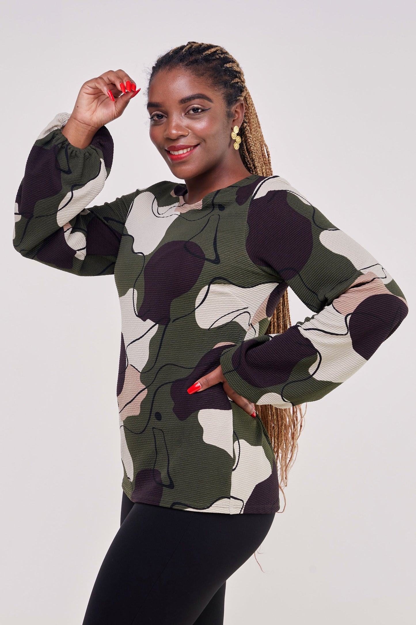 Vivo Basic Olivia Bishop Sleeve Top - Hunters / Black Abstract Print