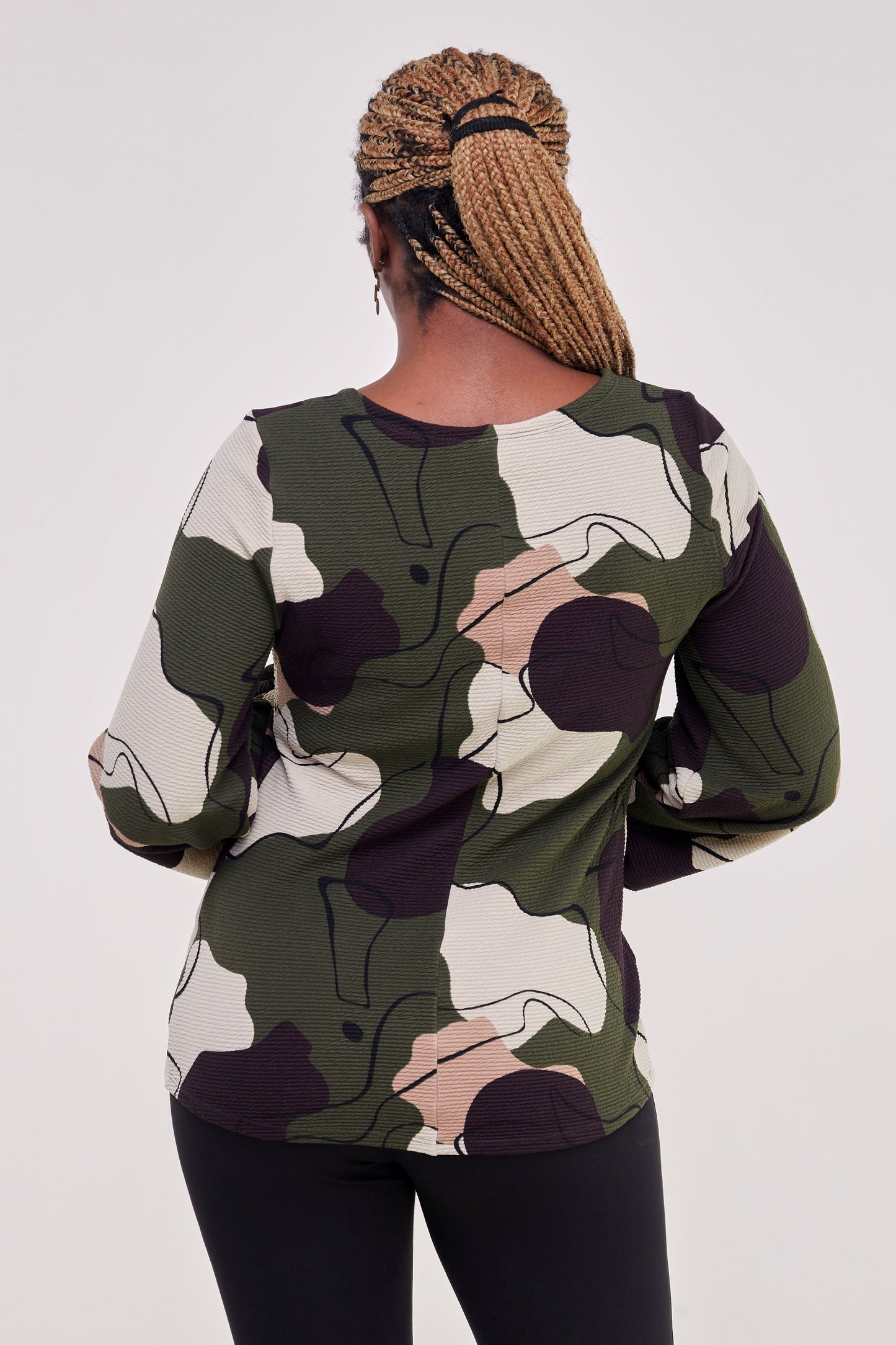 Vivo Basic Olivia Bishop Sleeve Top - Hunters / Black Abstract Print