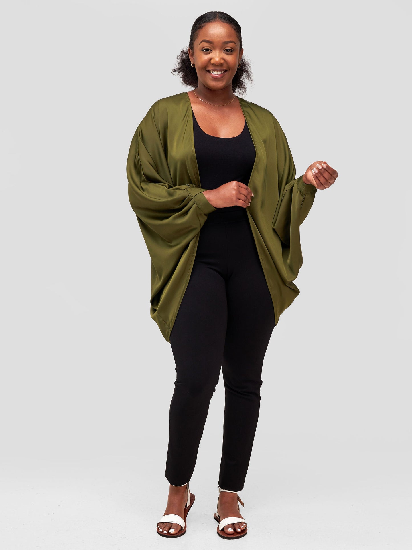 Vivo Sawari Crossed Cuff Batwing Short Kimono - Hunters Green