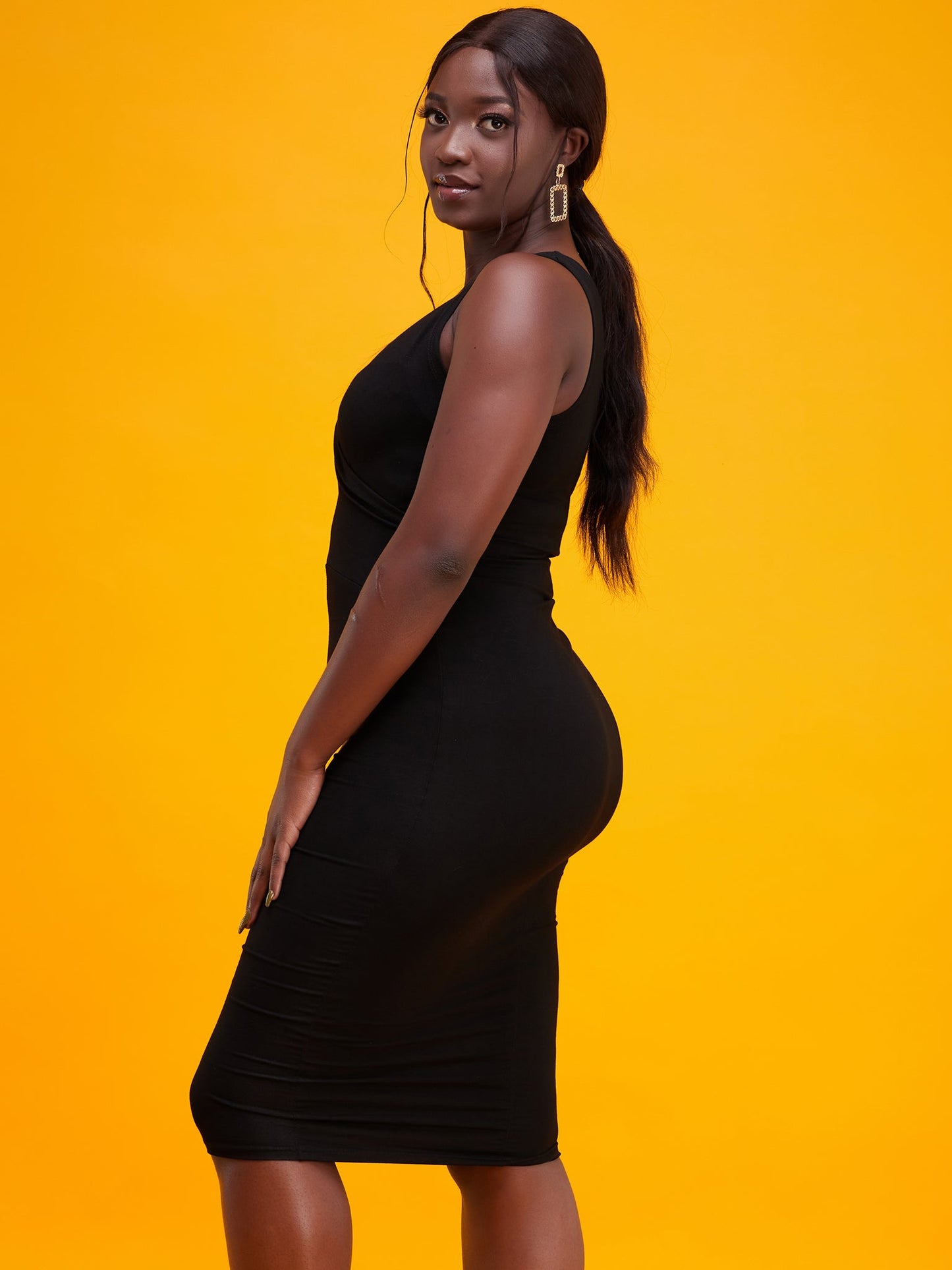Vivo Zuri V- Neck Bodycon - Black