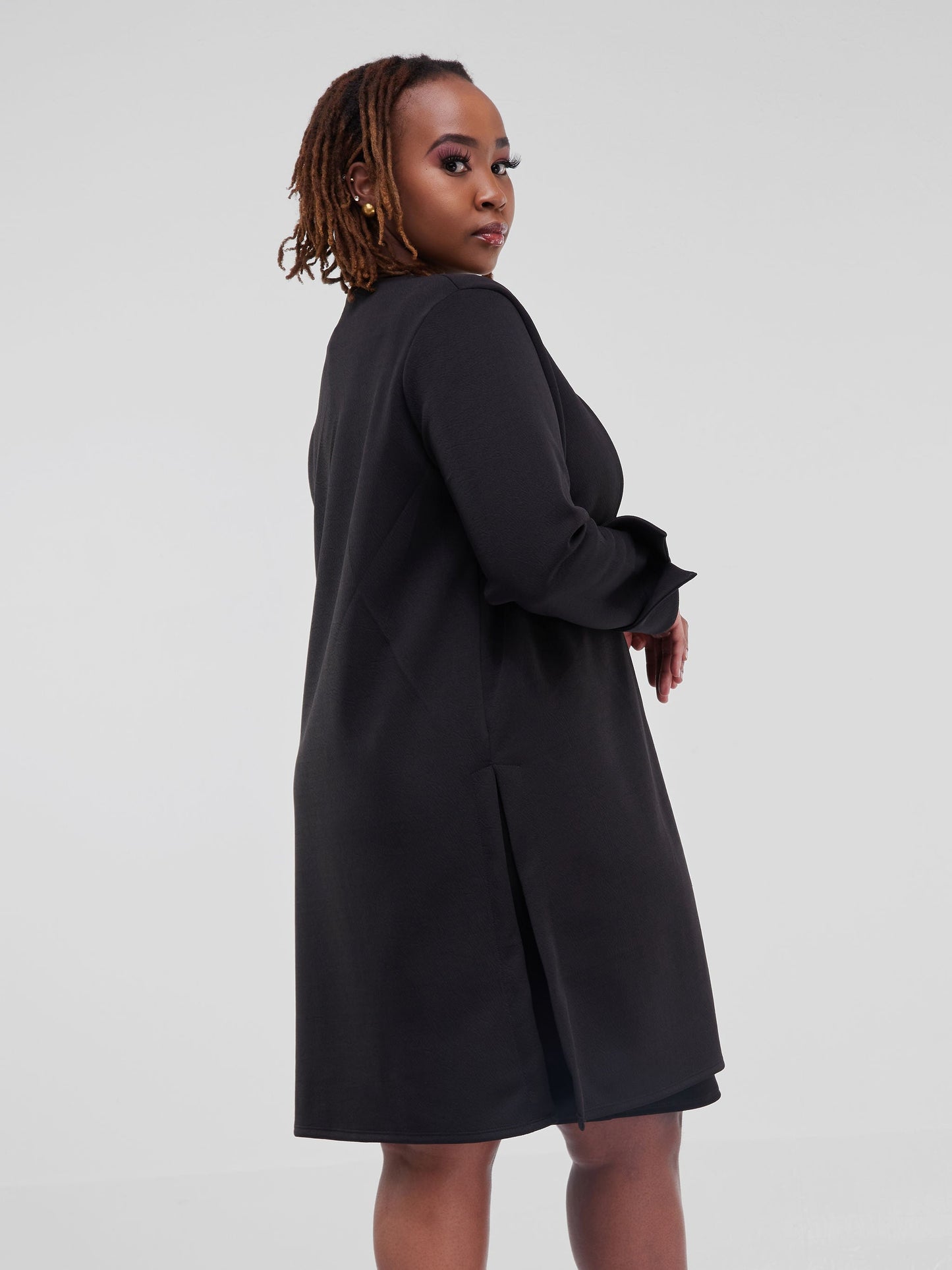 Vivo Hema Long Sleeve Overcoat - Black