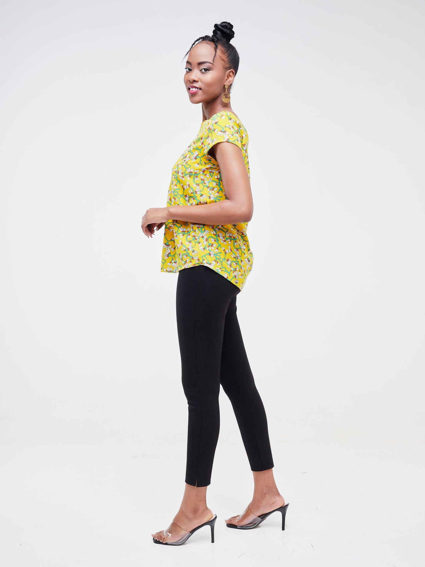 Vivo Basic Crepe Cap Sleeved Top - Yellow / Green Floral Print
