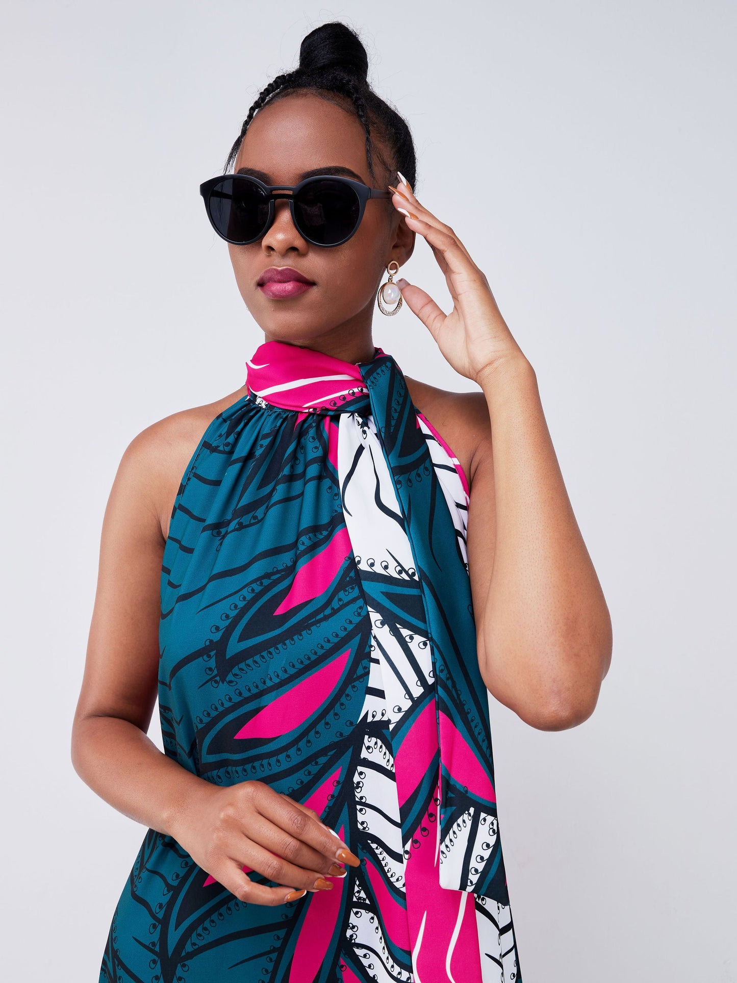 Vivo Jamila Halter Neck Maxi Dress - Pink / Teal Abstract Print