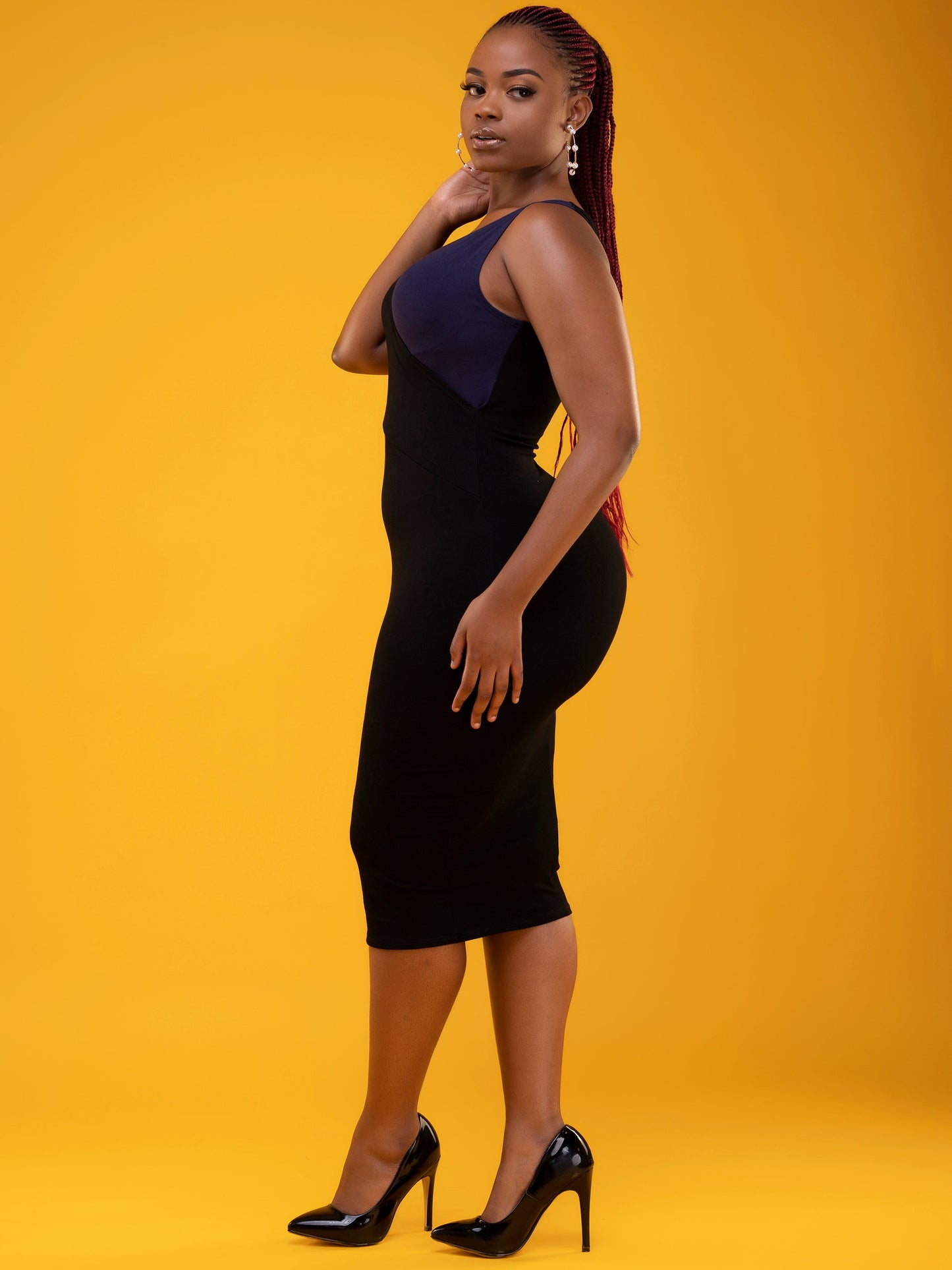 Vivo Zuri V- Neck Bodycon - Black /Navy