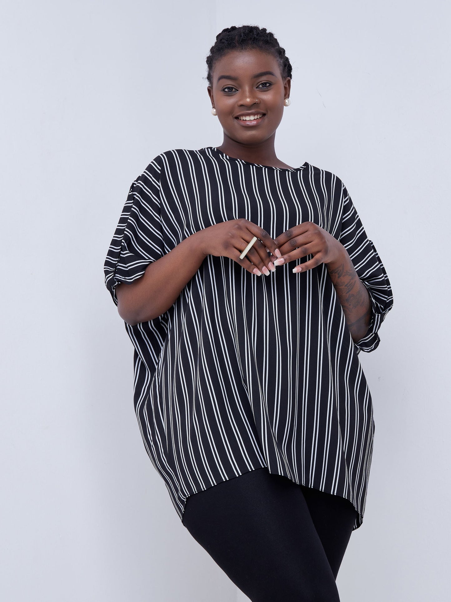 Vivo Mistari Dolman Top - Black Print