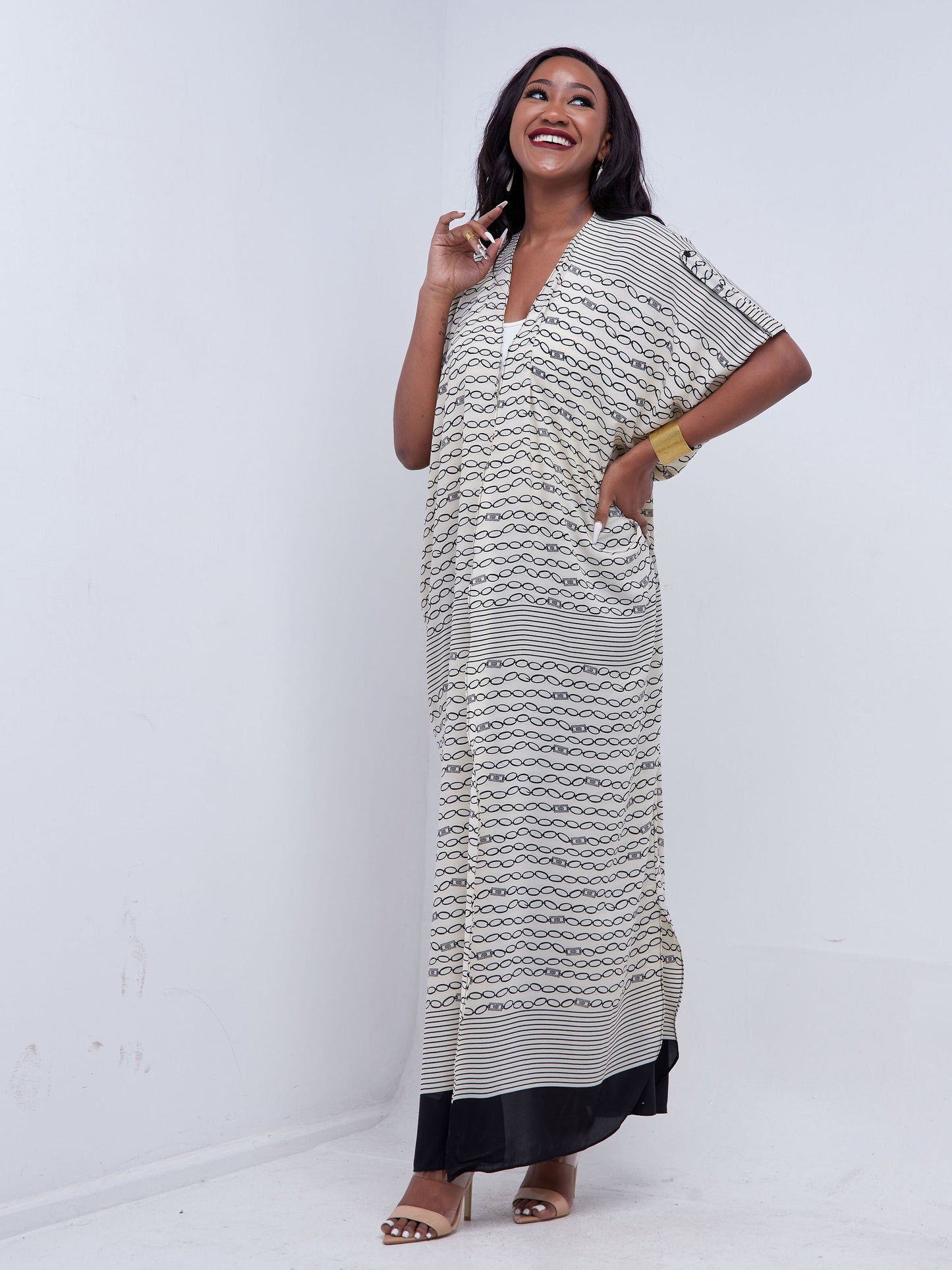 Vivo Mistari Dolman Maxi Kimono - Off White / Black Chain Print