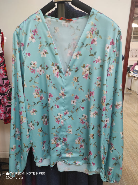 Vivo Thando V-neck Bishop Sleeve Top - Blue Print