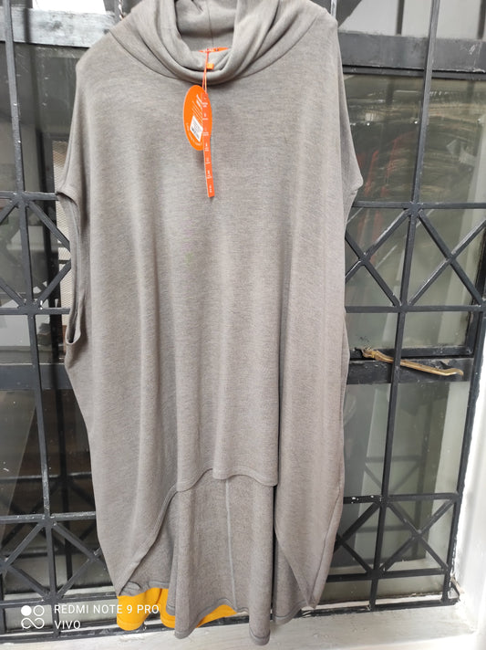 Vivo Binti High Low Poncho - Grey