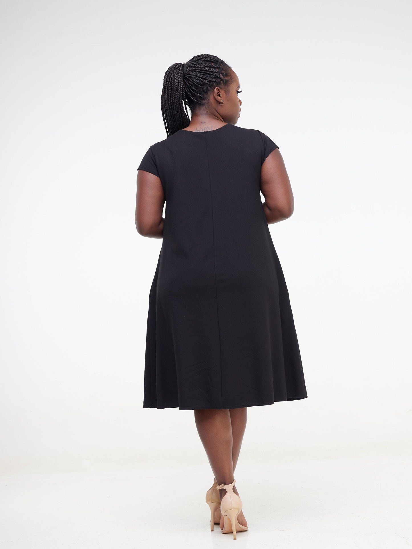 Vivo Pesi Cap Sleeve Tent Dress - Black