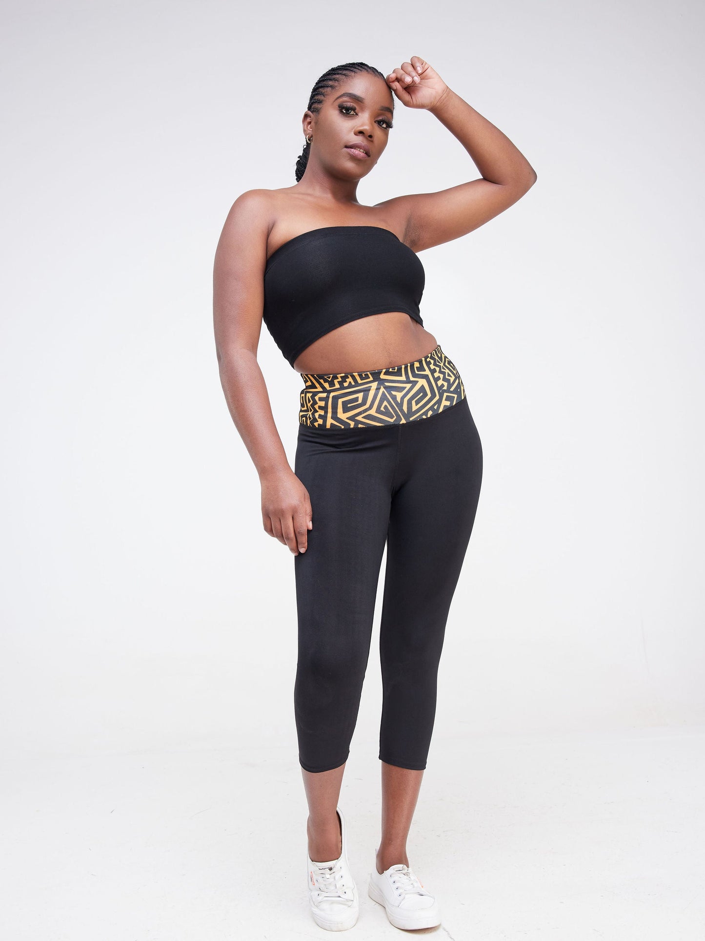 Vivo Fitness Capri Leggings - Black / Mustard Geometric Print