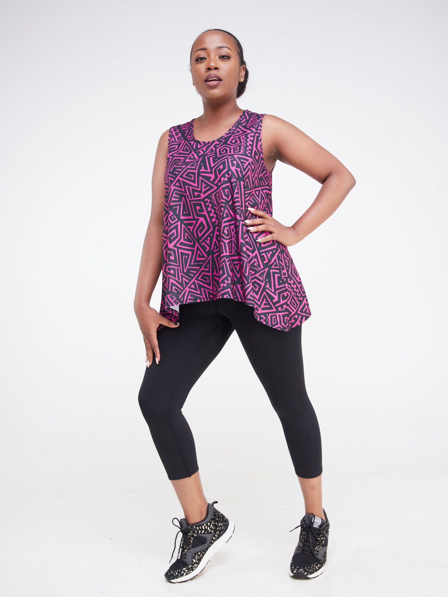 Vivo Fitness Sleeveless High Low Top - Black / Purple Print