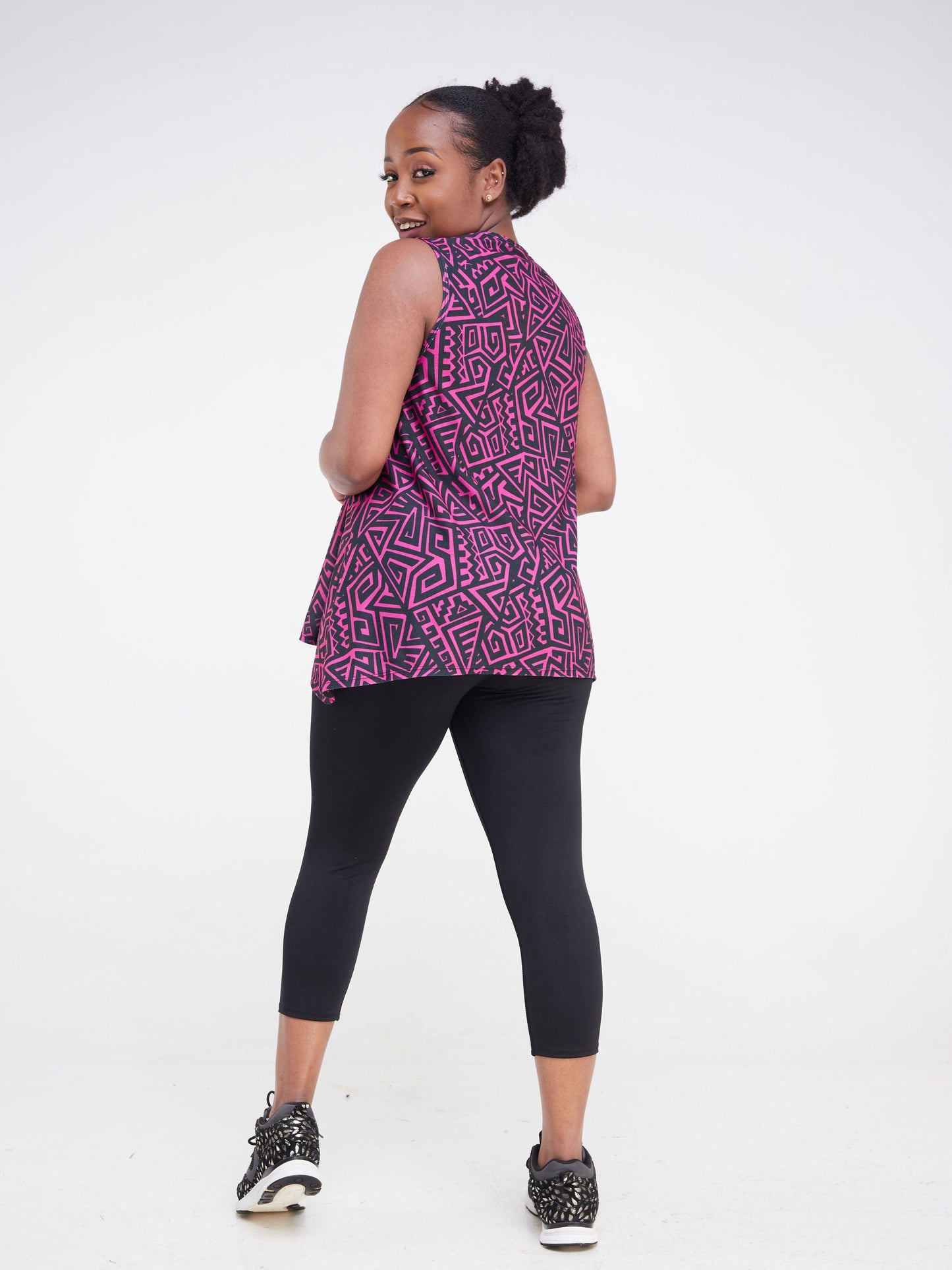Vivo Fitness Sleeveless High Low Top - Black / Purple Print