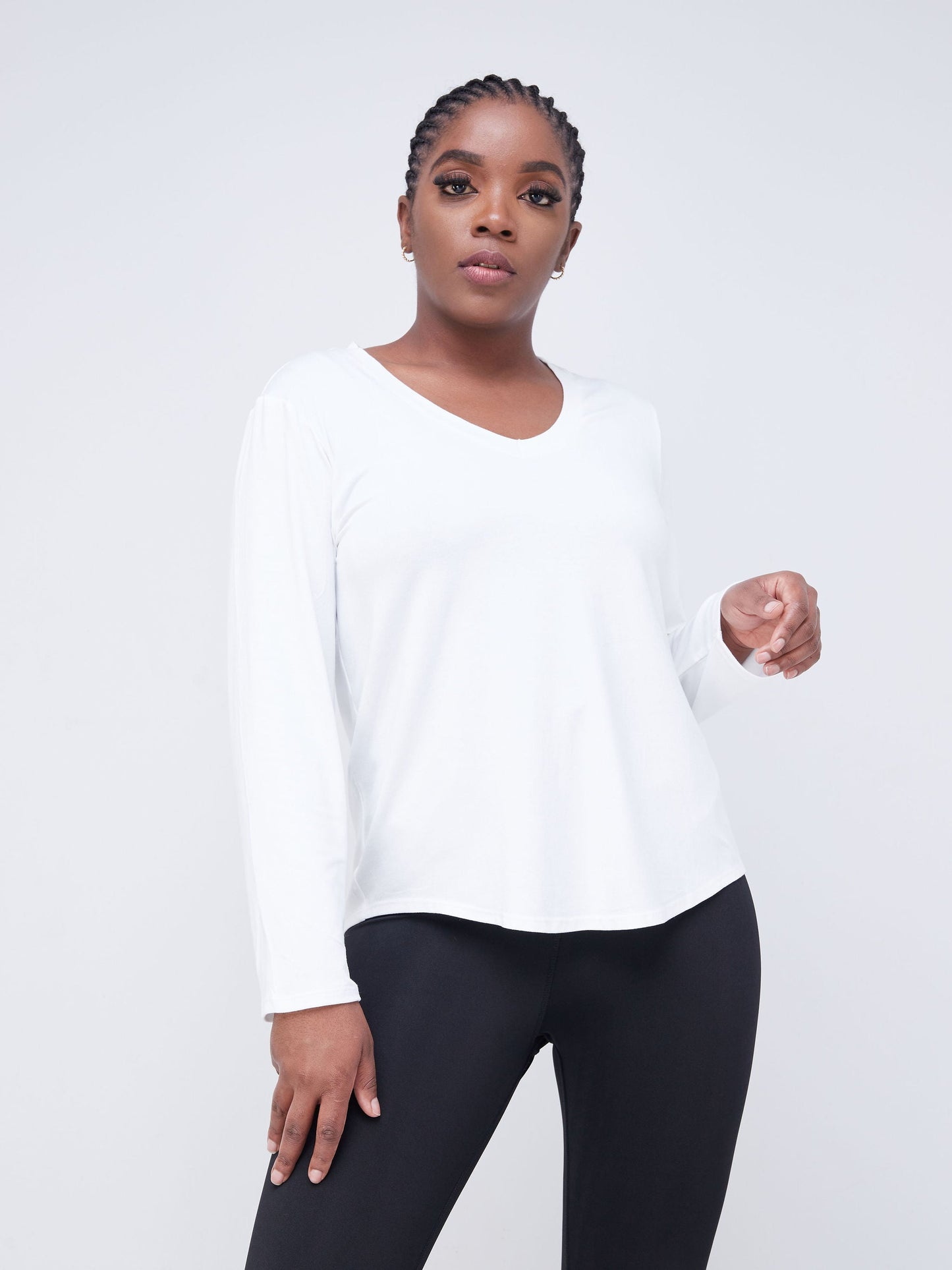 Vivo Fitness Long Sleeve V Neck Top - White