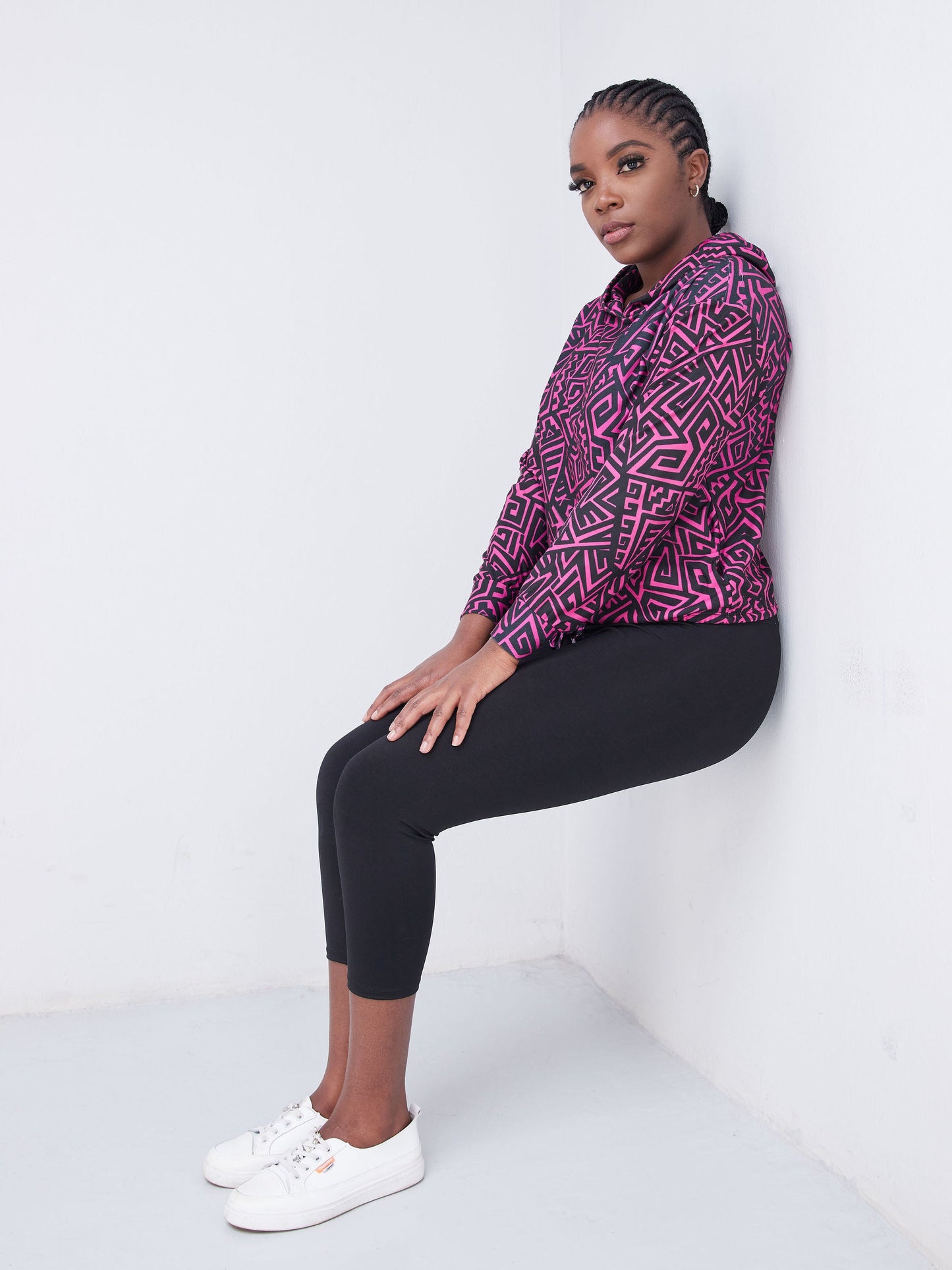 Vivo Fitness Hoodie - Black / Purple Geometric Print