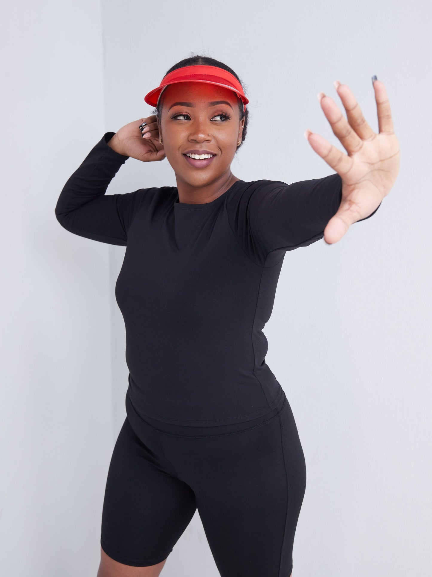 Vivo Fitness Fitted Long Sleeve Top - Black