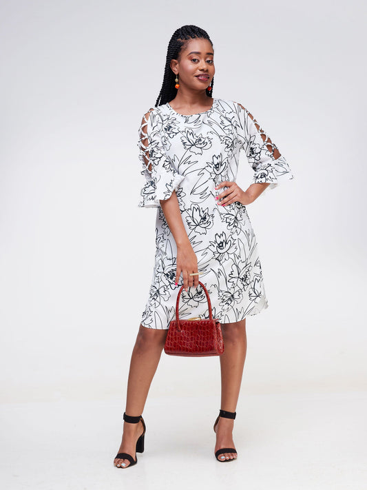 Vivo Dali 3/4 Cut Out Sleeve Shift Dress ( Petite) - White / Black Floral Print
