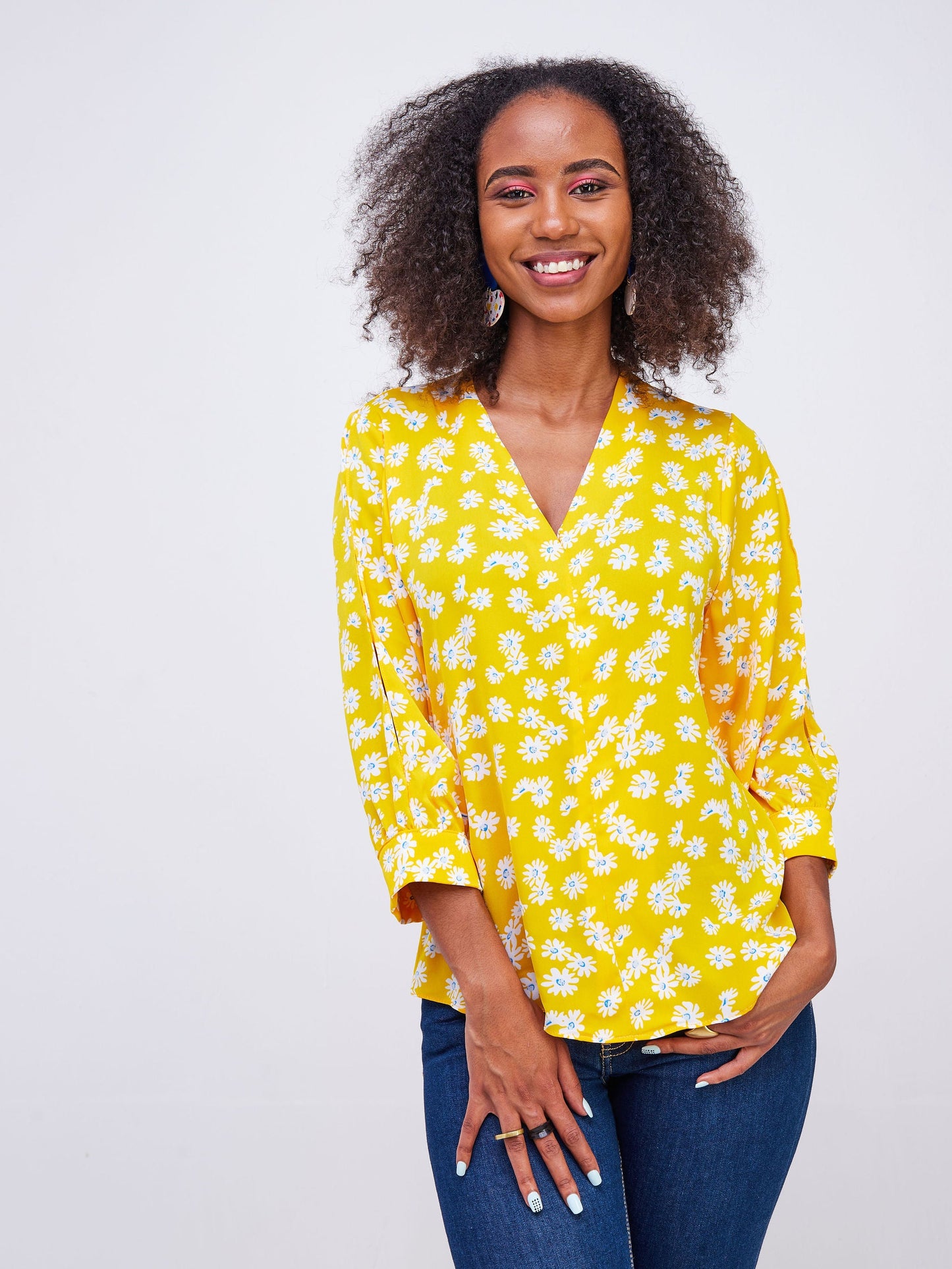Vivo Jasiri 3/4 Cut Out Sleeve Top - Yellow / White Floral Print