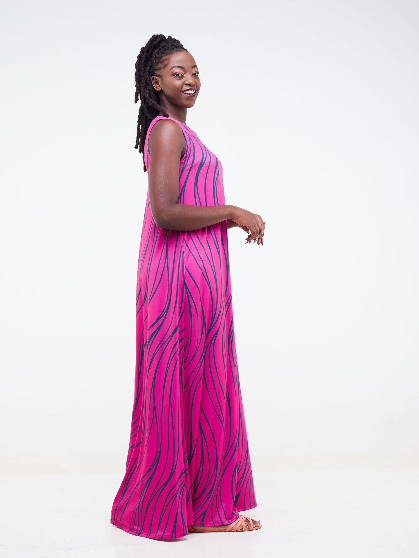 Vivo Lumi Back Pleat Maxi Dress - Pink / Teal Wave Print