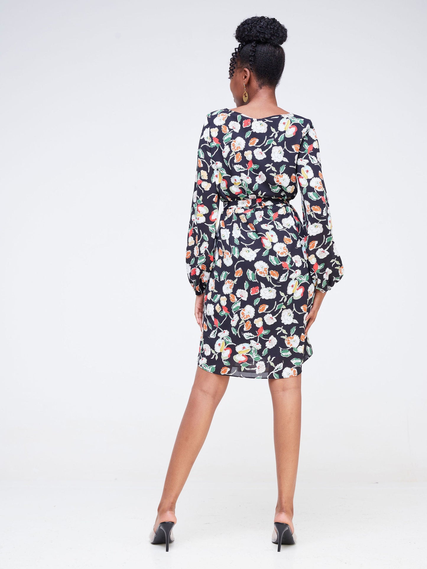 Vivo Zawadi Shift Dress - Black / Orange Floral Print