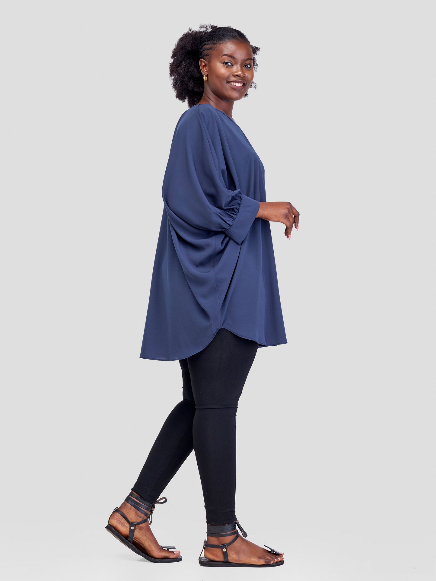Vivo Mistari Gathered Sleeve Top - Grey