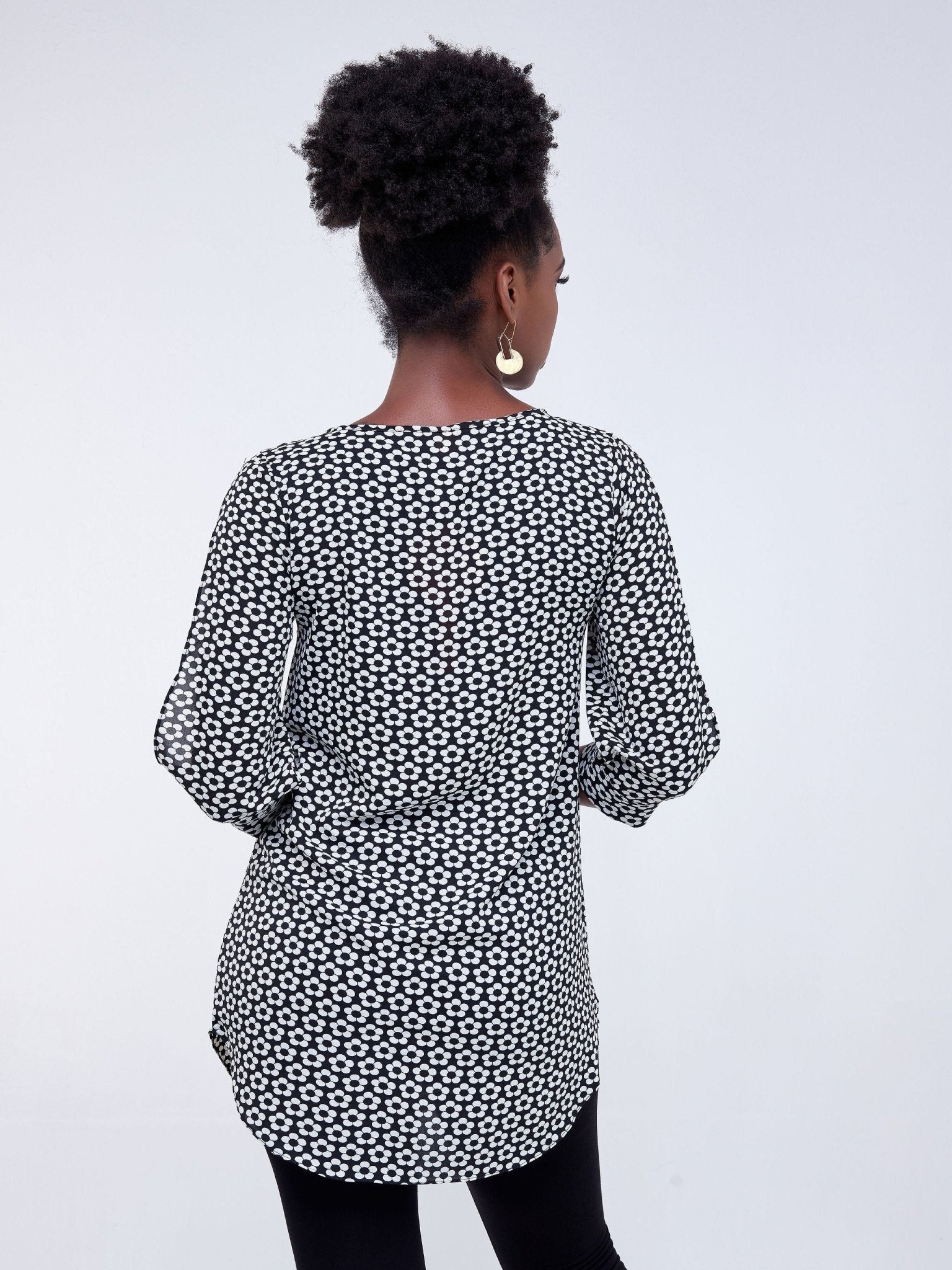 Vivo Jasiri 3/4 Slit Sleeve Tunic Top - Black / White Floral Print - Shop Zetu Kenya